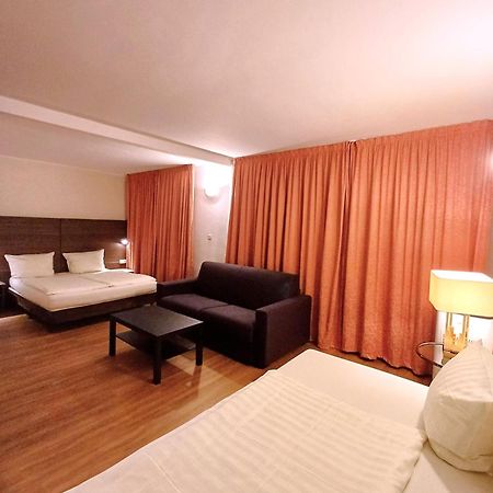 Hotel Ariana Cologne Extérieur photo