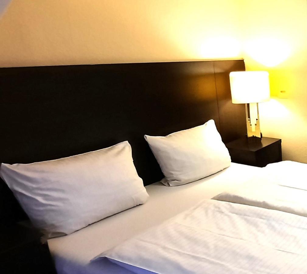 Hotel Ariana Cologne Extérieur photo