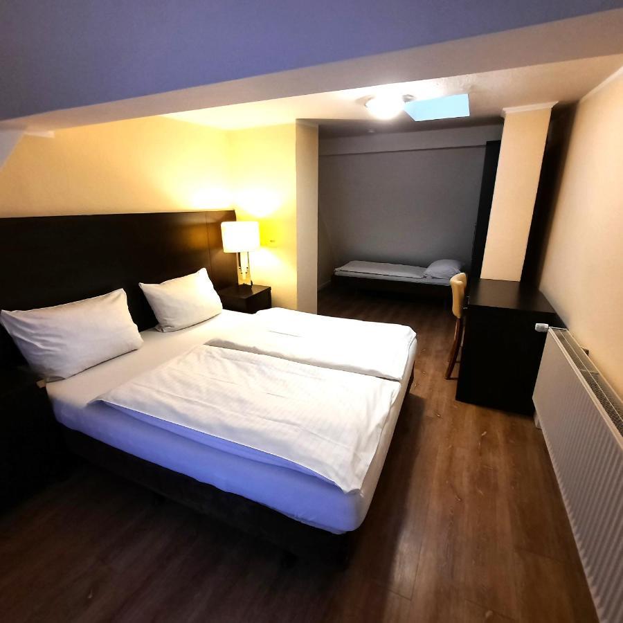 Hotel Ariana Cologne Extérieur photo