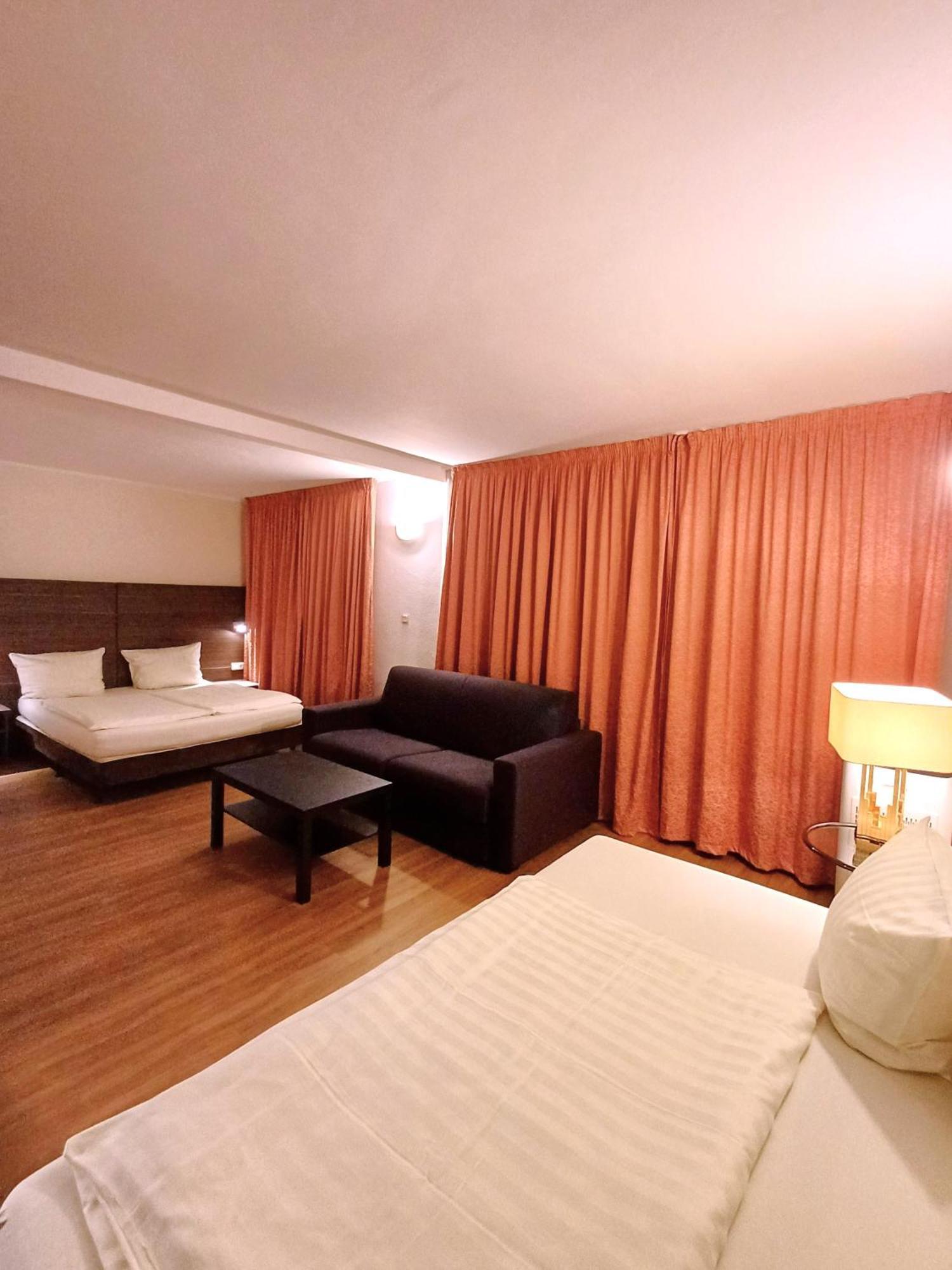 Hotel Ariana Cologne Extérieur photo